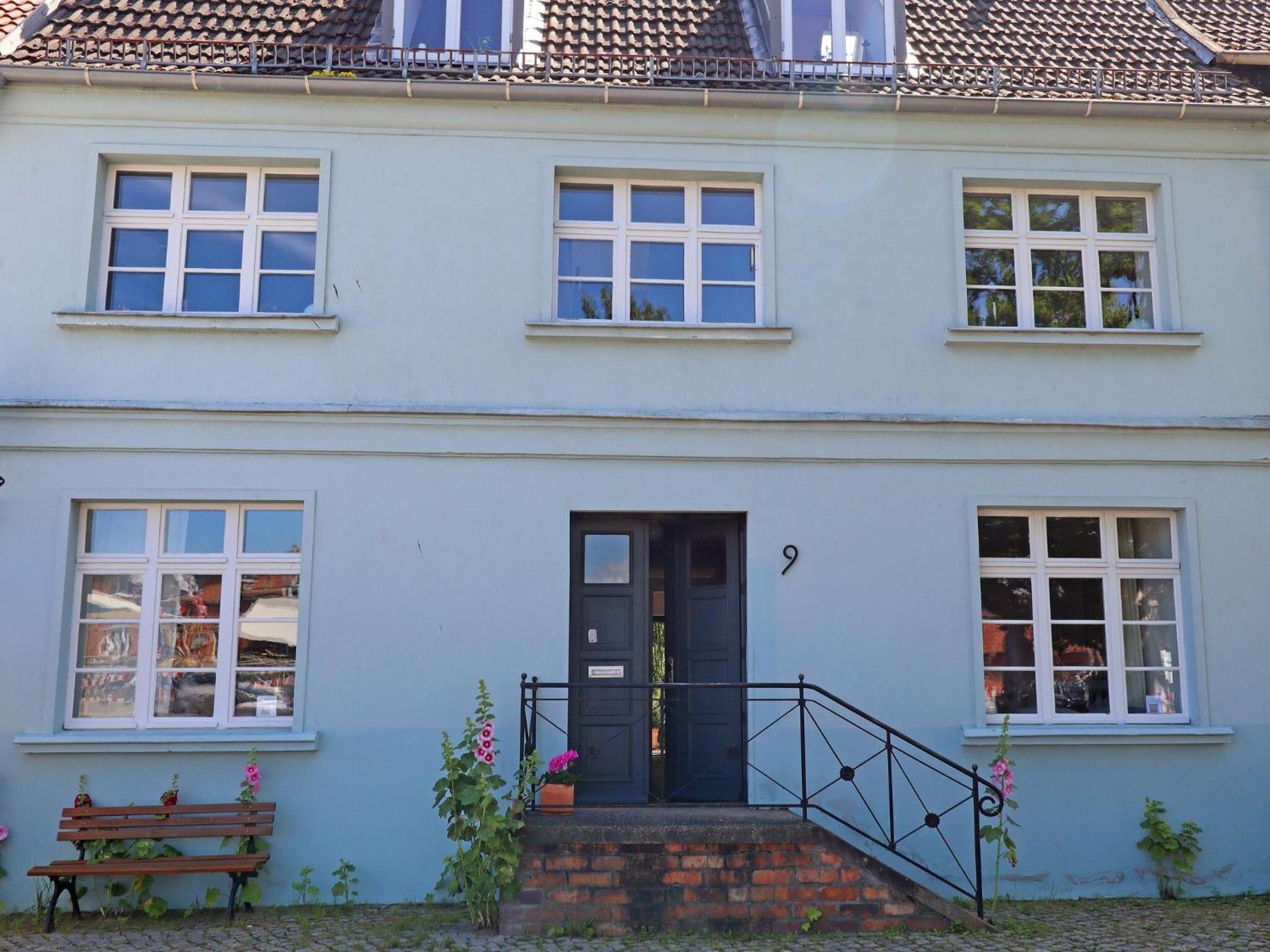 Modern Apartment With Garden In Wismar Exterior photo